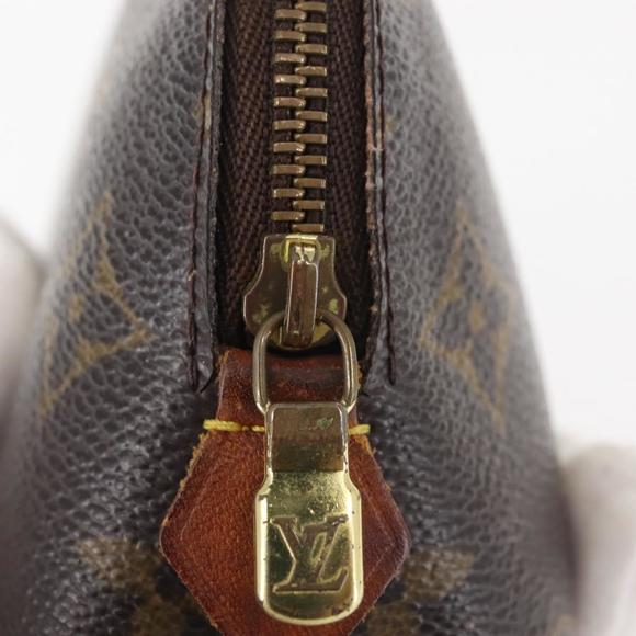 LOUIS VUITTON Monogram Pochette Cosmetic PM Pouch M43998 LV Auth 142464 - Picture 9 of 16